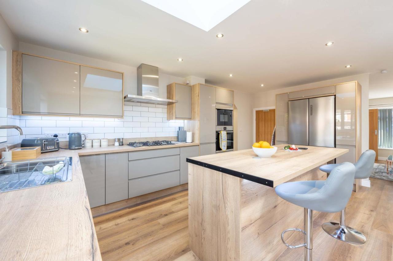 The Oaklands - Luxury Spacious 6-Bed, Near Solihull, Birmingham City, Jlr, Nec, Airport, Resorts World, Hs2 Ngoại thất bức ảnh