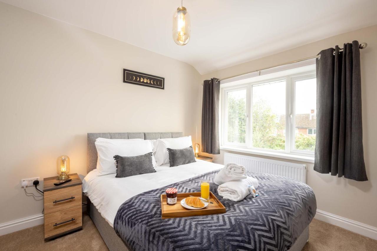 The Oaklands - Luxury Spacious 6-Bed, Near Solihull, Birmingham City, Jlr, Nec, Airport, Resorts World, Hs2 Ngoại thất bức ảnh
