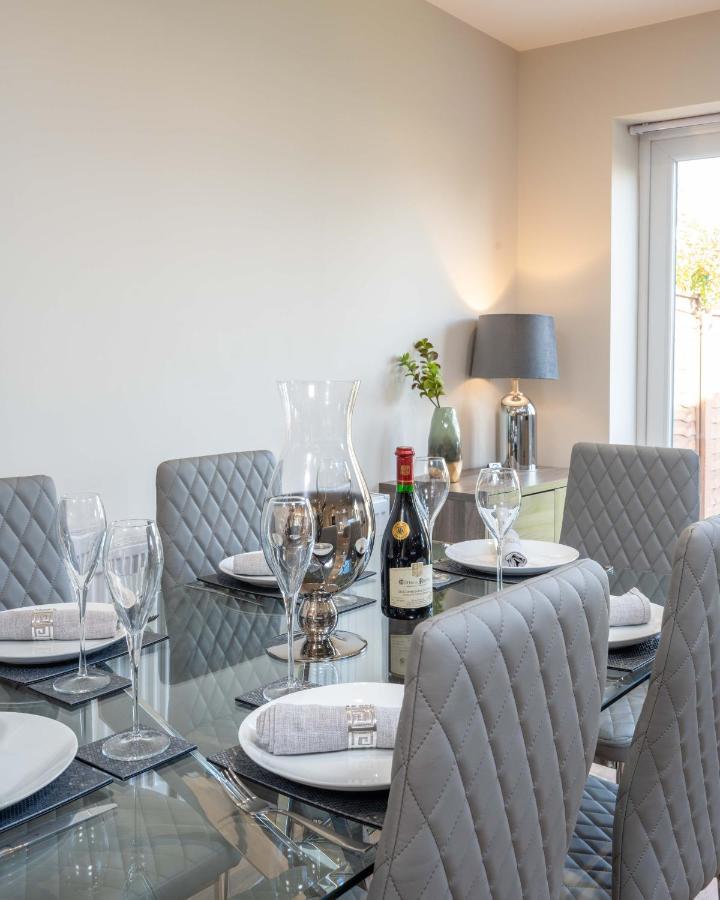 The Oaklands - Luxury Spacious 6-Bed, Near Solihull, Birmingham City, Jlr, Nec, Airport, Resorts World, Hs2 Ngoại thất bức ảnh