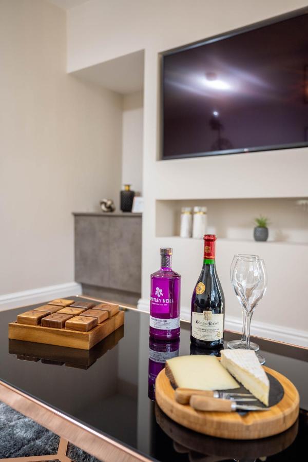The Oaklands - Luxury Spacious 6-Bed, Near Solihull, Birmingham City, Jlr, Nec, Airport, Resorts World, Hs2 Ngoại thất bức ảnh