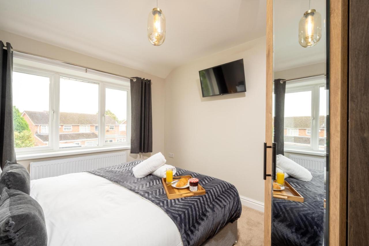 The Oaklands - Luxury Spacious 6-Bed, Near Solihull, Birmingham City, Jlr, Nec, Airport, Resorts World, Hs2 Ngoại thất bức ảnh