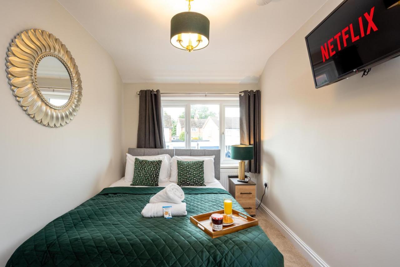 The Oaklands - Luxury Spacious 6-Bed, Near Solihull, Birmingham City, Jlr, Nec, Airport, Resorts World, Hs2 Ngoại thất bức ảnh